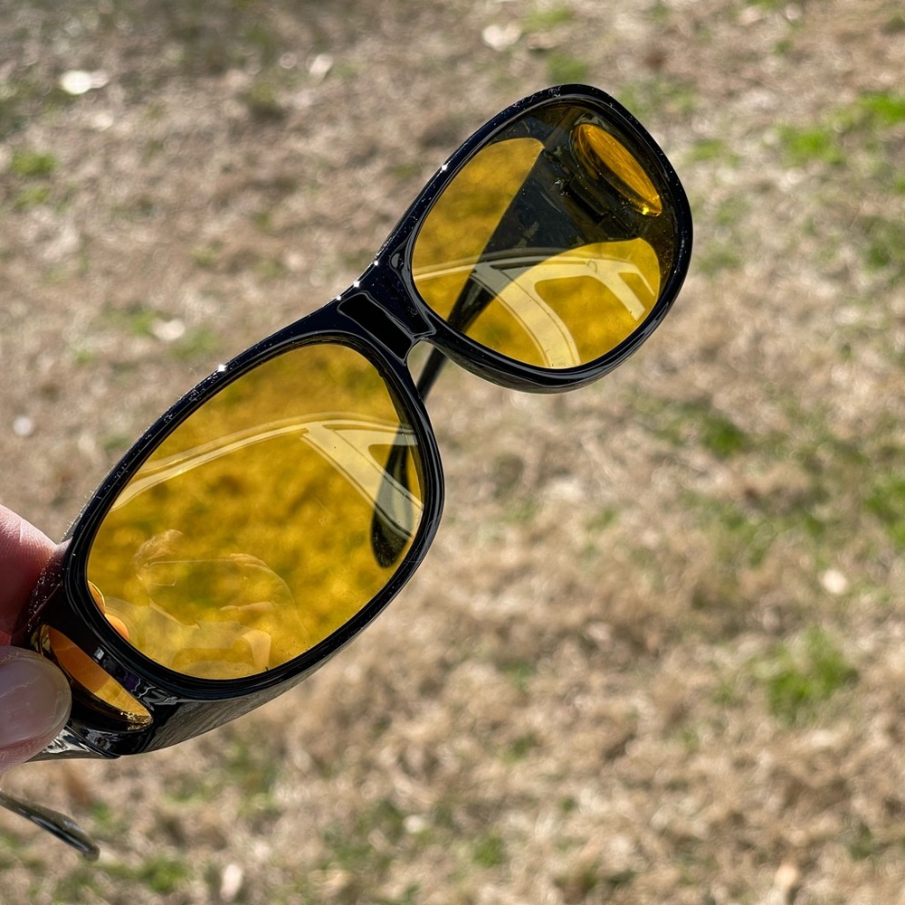 NOT FOR SALE Night driving, anti-glare glasses